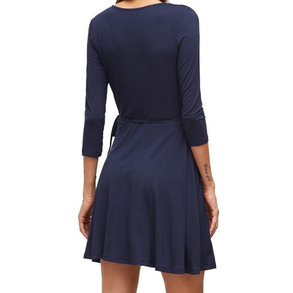 ✨HP✨Deep Plunge Neck Wrap Front Flowing Dress✨ - Picture 7 of 7